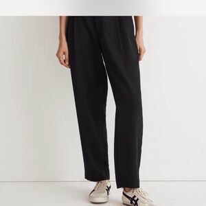 Madewell Pleated Tapered-Leg pant